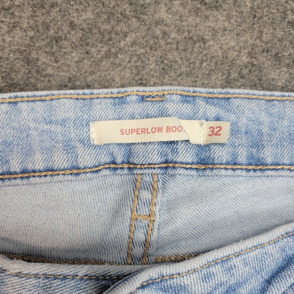 Levis Jeans Womens 32x32 Blue Denim Distressed Streetwear Superlow Bootcut Leg - Picture 11 of 13
